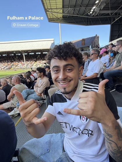 Cliente da Footravel no estádio